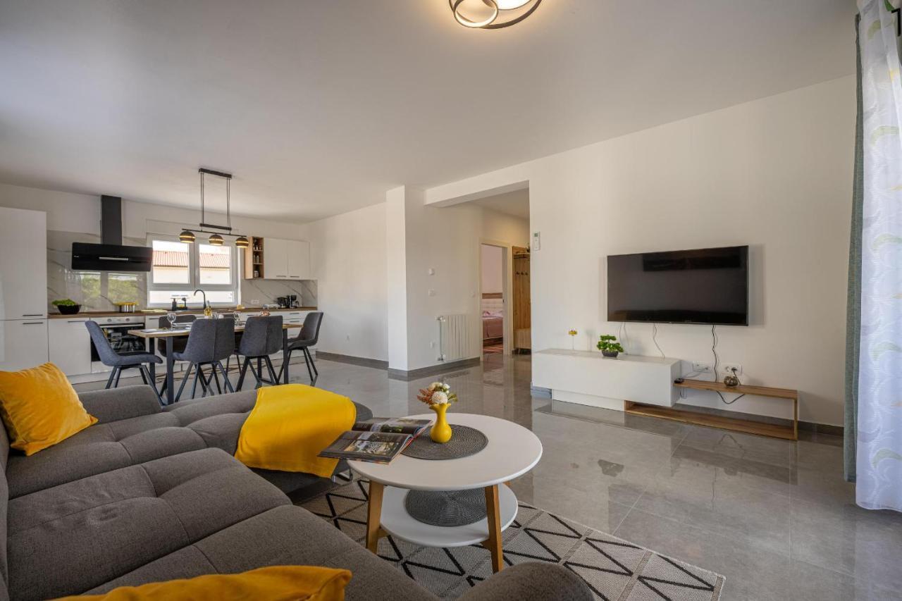 Apartment Domus Alba Pula