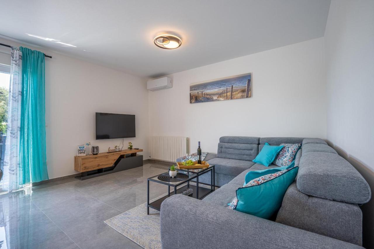 Domus Alba Apartment *