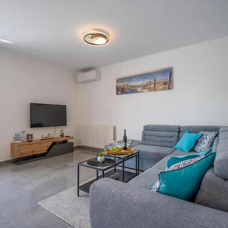 Domus Alba Apartments Pula Exterior photo