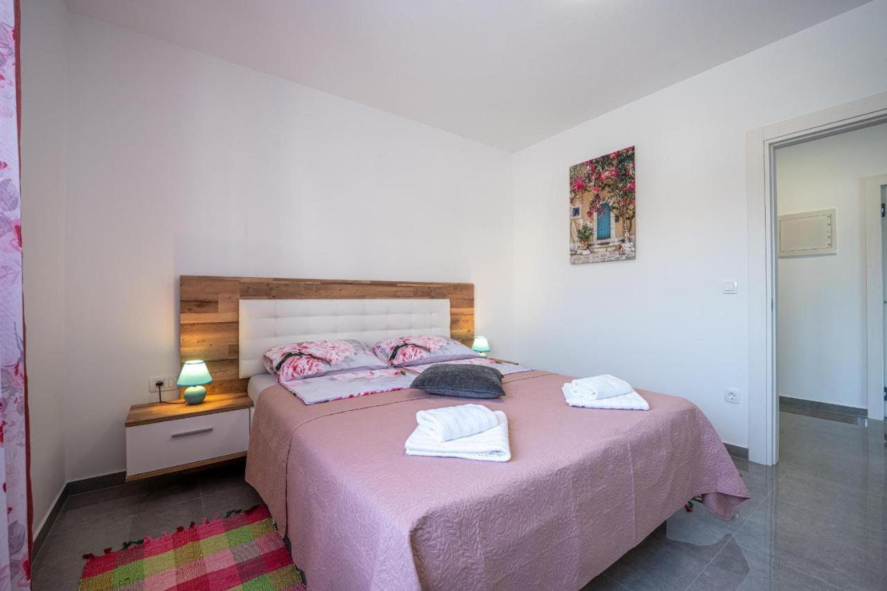 Domus Alba Apartmán *
